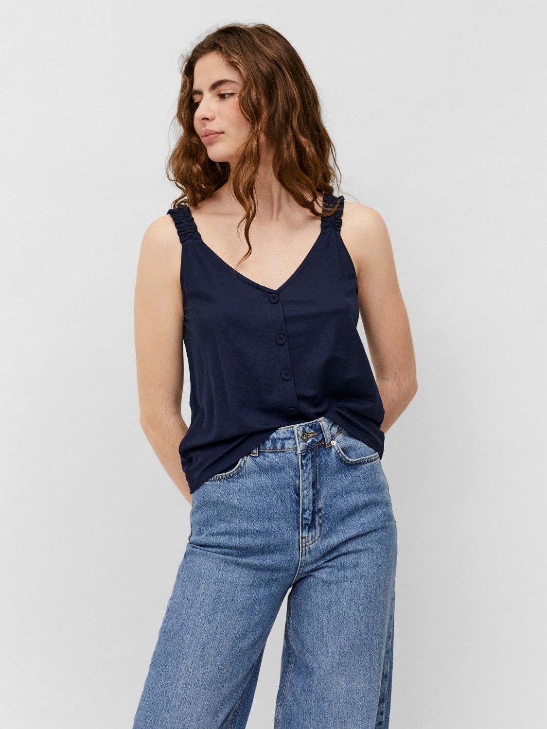 VERCAM022 (5) VMKAYLA SL TOP JRS GA Navy Blazer