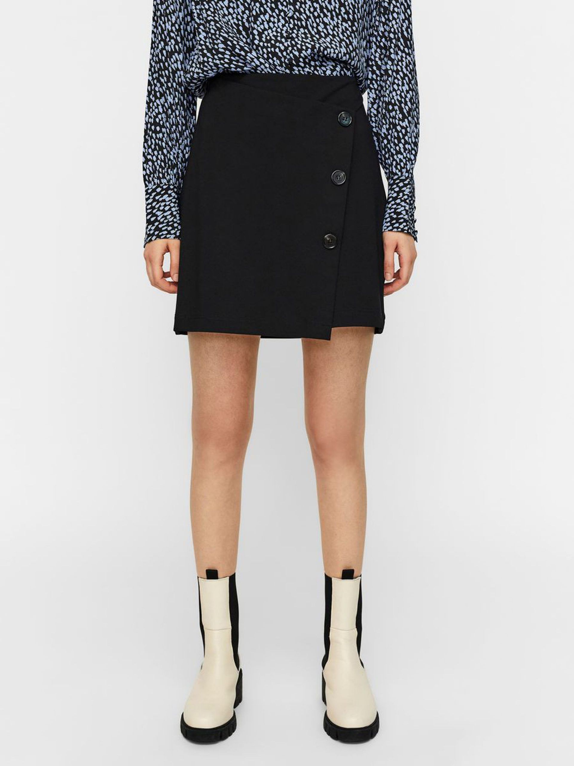 HIGH WAIST MINI SKIRT Negro HIGH WAIST MINI SKIRT Negro