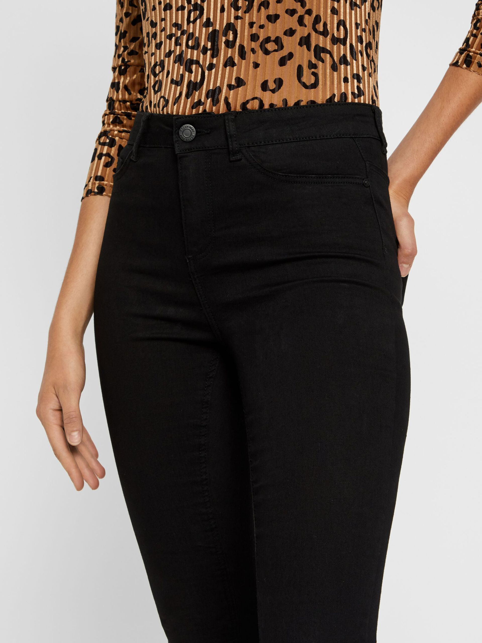 27007982_BlackDenim_006 NMCALLIE HIGH WAIST SKINNY FIT JEANS Black Denim