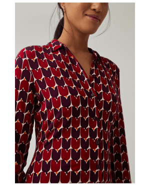 CAMISA DE MANGA LARGA ROJA