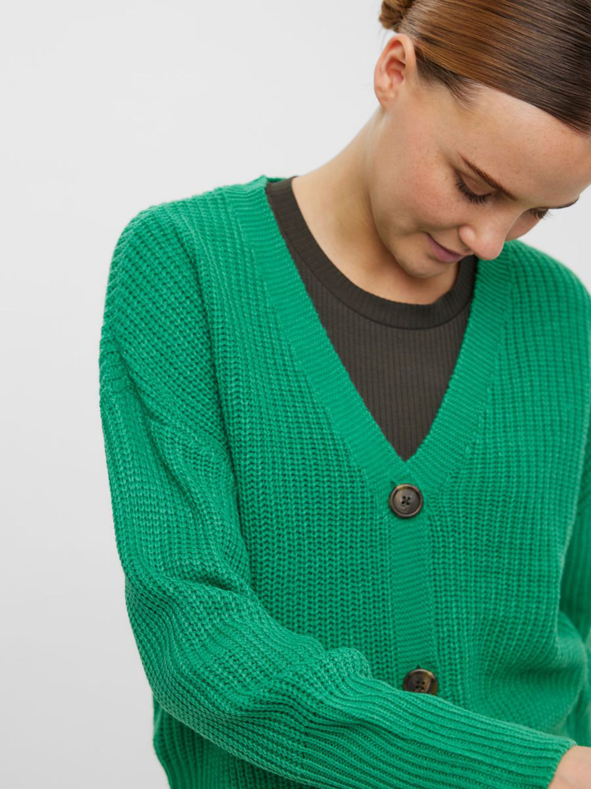 10249632_HollyGreen_006_ProductLarge V-NECK KNITTED CARDIGAN