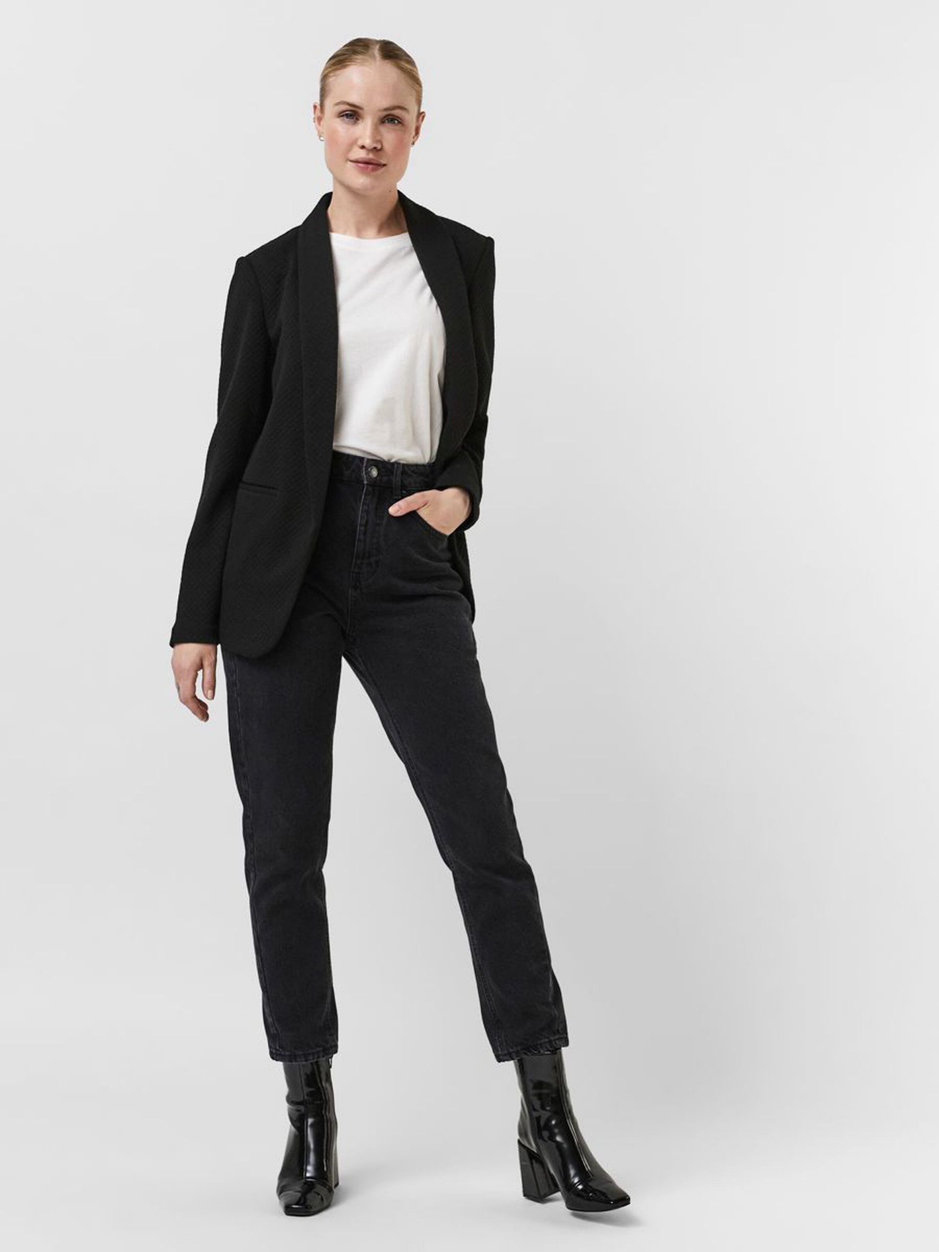 10258205_Black_005_ProductLarge LONG SLEEVE BLAZER