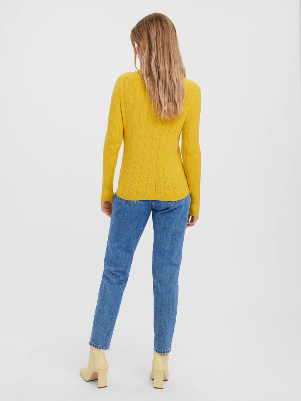 10268004_SpicyMustard_004_ProductLarge STRUCTURED BLOUSE Amarillo