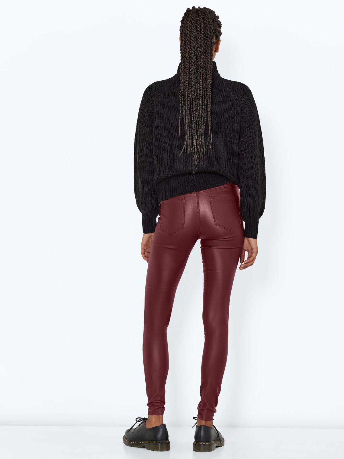 27013113_WindsorWine_005 NMCALLIE SKINNY COATED Wine