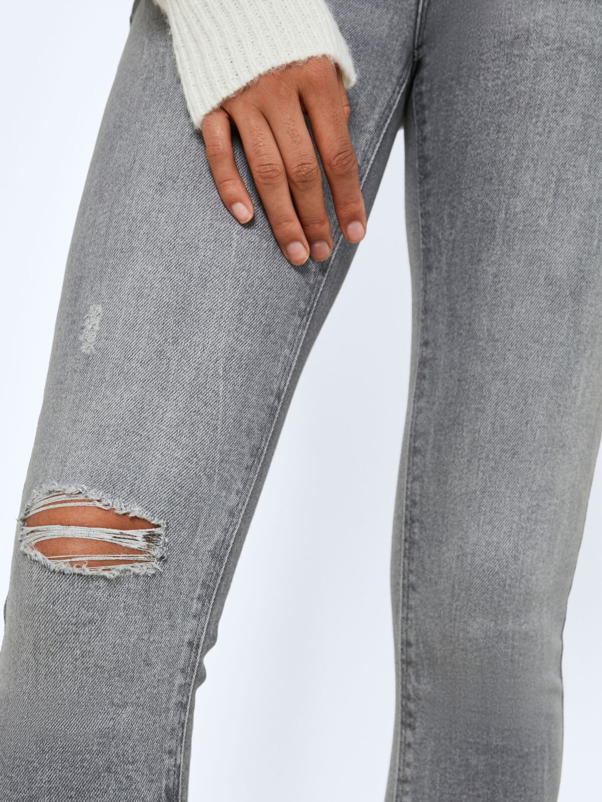27020235_MediumGreyDenim_006 JEANS SKINNY FIT